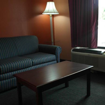 Americas Best Value Inn And Suites Knoxville Exteriör bild