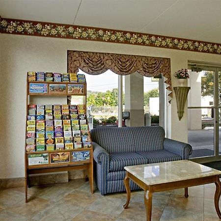 Americas Best Value Inn And Suites Knoxville Exteriör bild