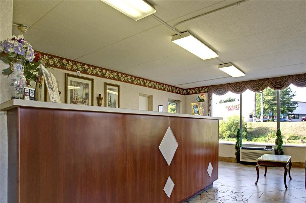 Americas Best Value Inn And Suites Knoxville Inreriör bild