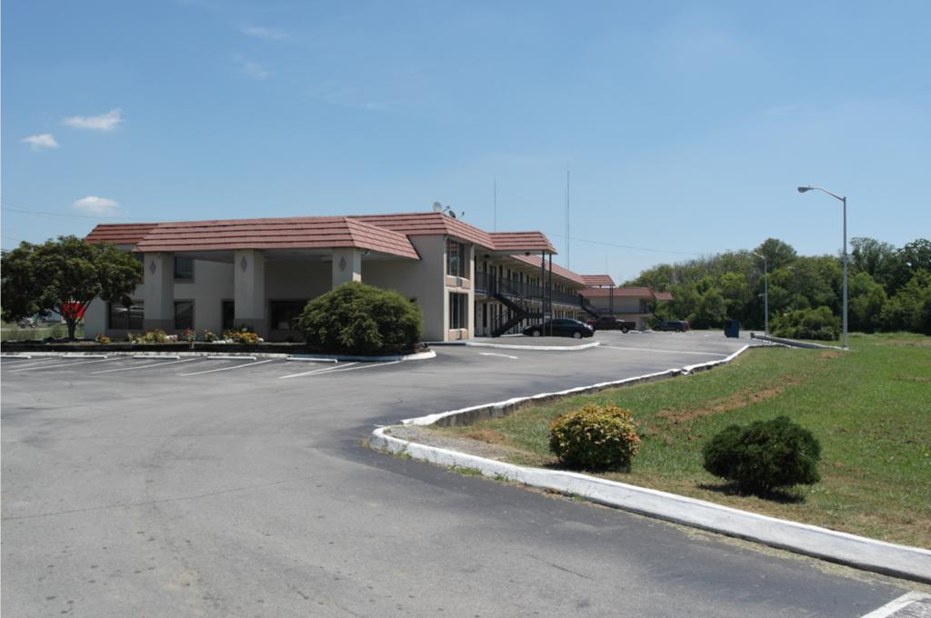 Americas Best Value Inn And Suites Knoxville Exteriör bild